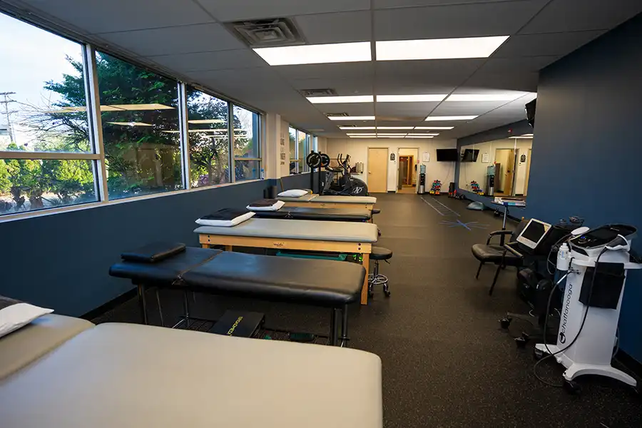 2024-11-springfield-physical-therapy-51 Springfield Physical Therapy & Wellness Clinic with Therapeutic Equipment